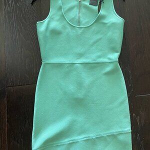 BcBg max Sea foam green